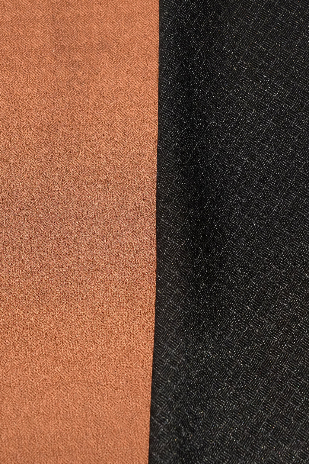 D.03 · 25 Momme Checkered Satin Jacquard Gambiered Silk