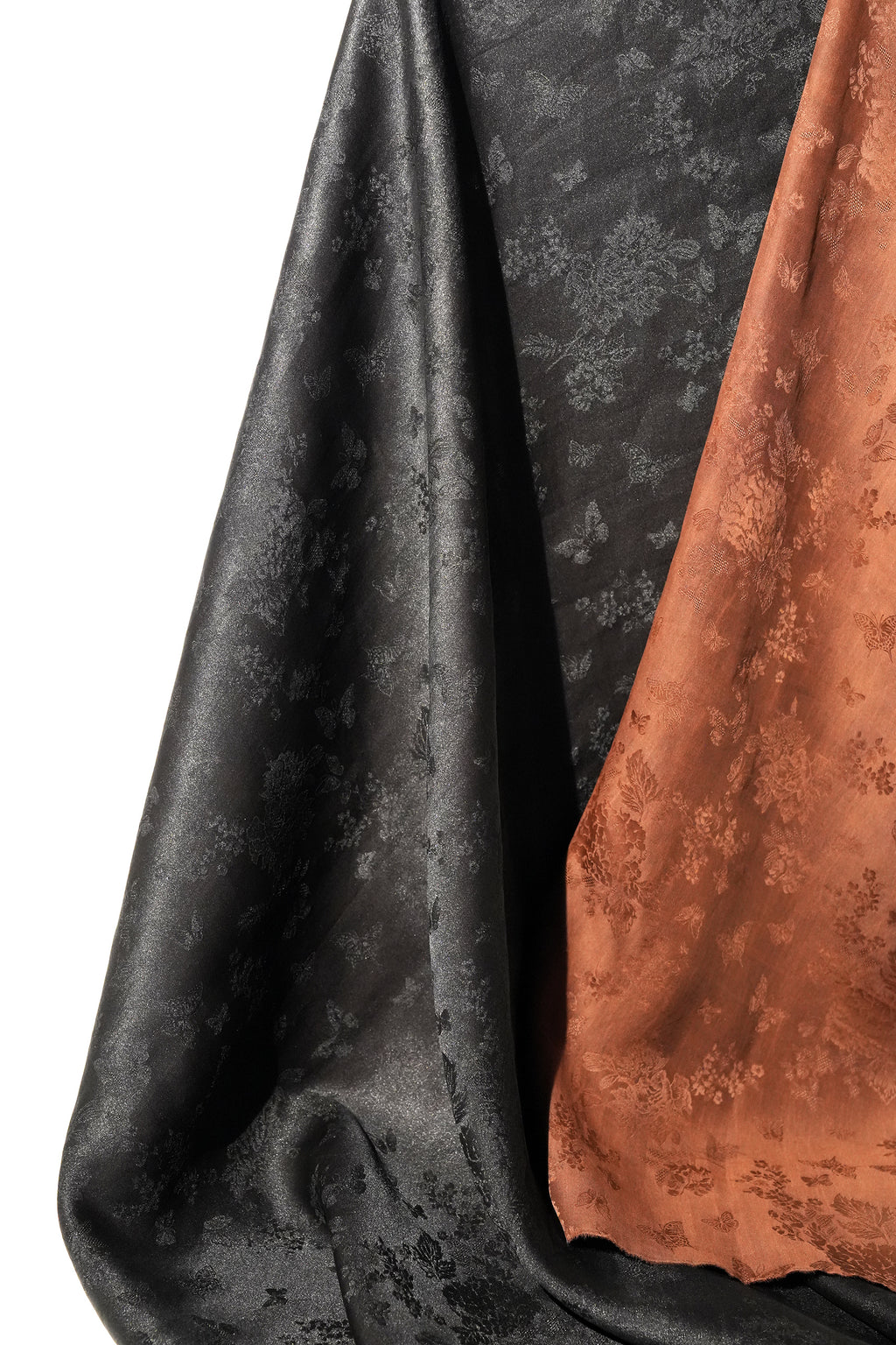 Lo.02 – Butterfly & Blossom 25 Momme Xiangyun Silk