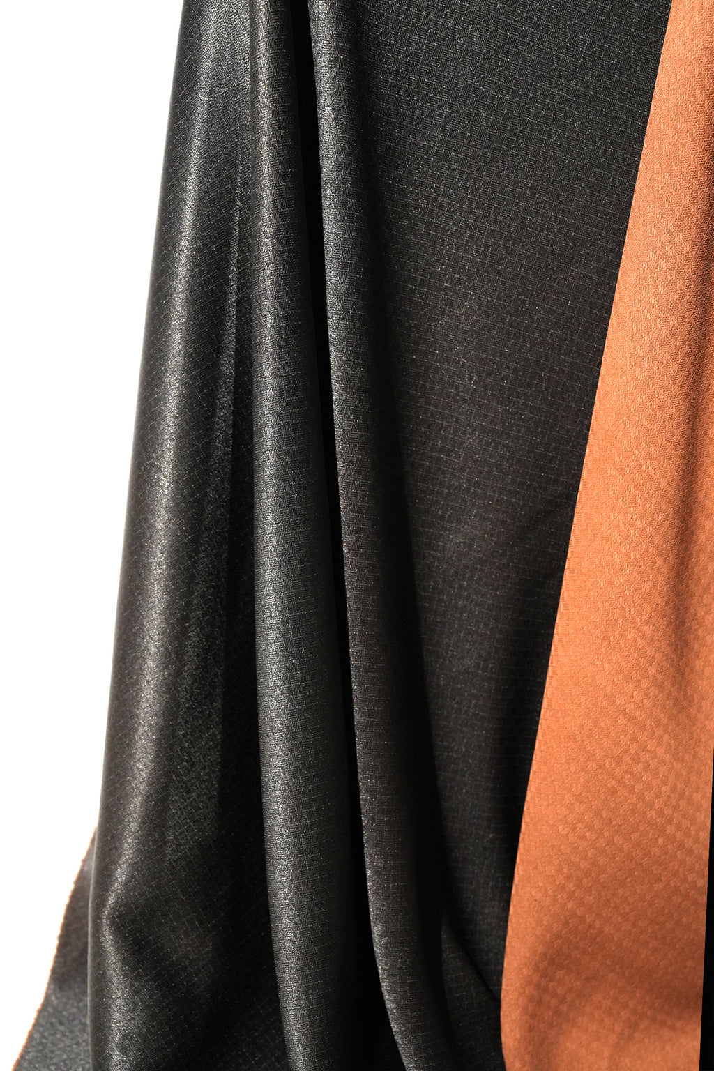 D.03 · 25 Momme Checkered Satin Jacquard Gambiered Silk