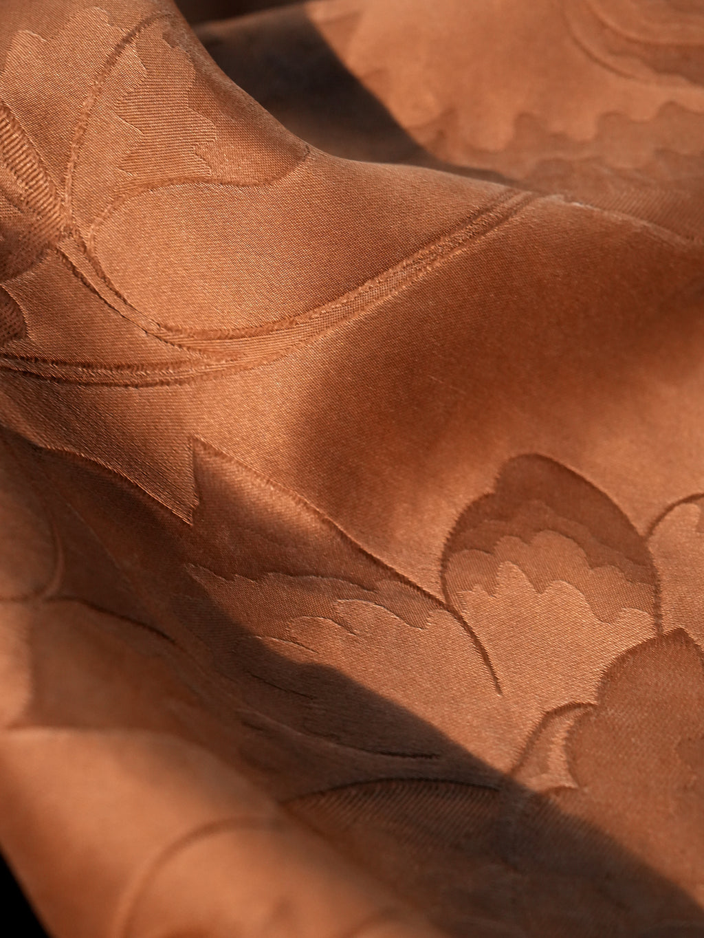 D.01 · Heavyweight 40 Momme Jacquard Gambiered Silk