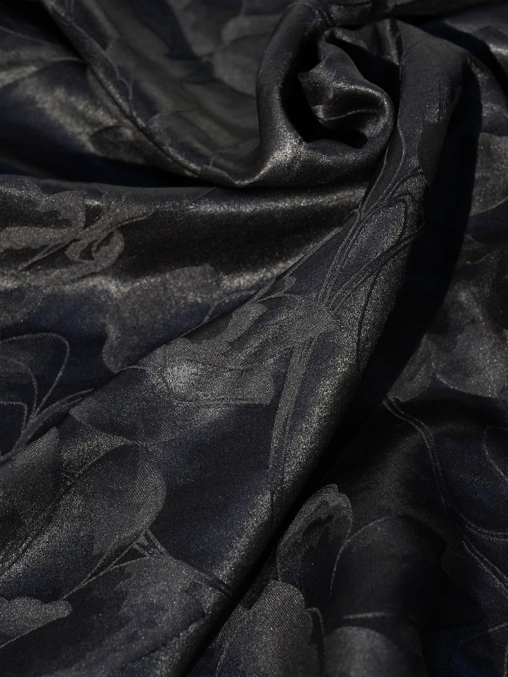 D.01 · Heavyweight 40 Momme Jacquard Gambiered Silk